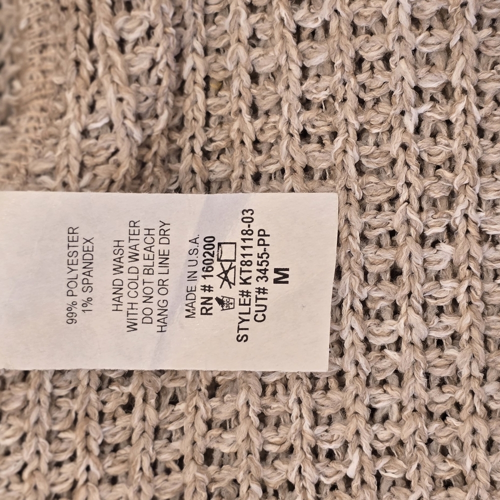 High-Low Sweater - Picture 6 of 7
